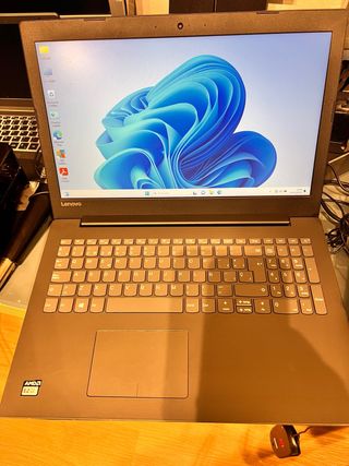 Portátil Lenovo Ideapad 320 16gb 500gb ssd