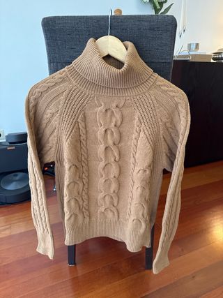 Camisola de lã gola alta