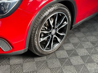 MERCEDES-BENZ Clase GLA GLA 200 d Urban