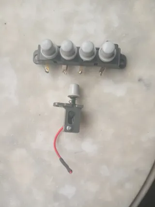 Interruptor 4 botones gris de ventilador