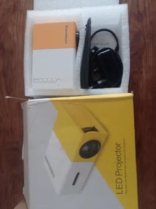 Proyector Excelvan YG300 Naranja/Blanco