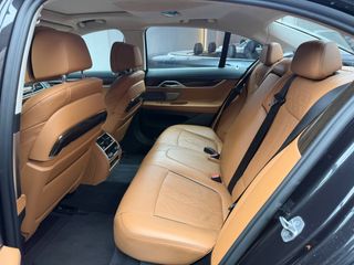BMW Serie 7 750i xDrive