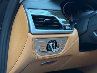 BMW Serie 7 750i xDrive