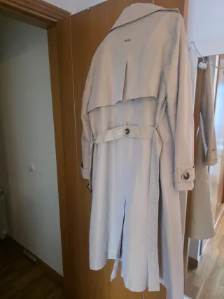 Gabardina Pedro del Hierro Beige