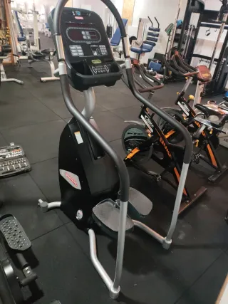 Máquina Step STAR TRAC