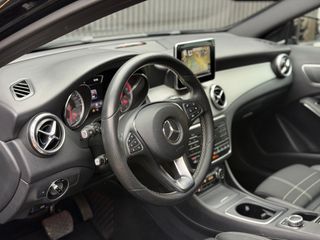 MERCEDES GLA 220 d 4MATIC Urban