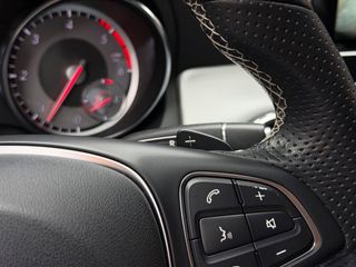 MERCEDES GLA 220 d 4MATIC Urban