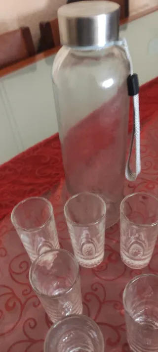 Lote Botella y 6 Vasos Chupitos
