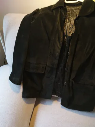 Chaquetón de ante negro