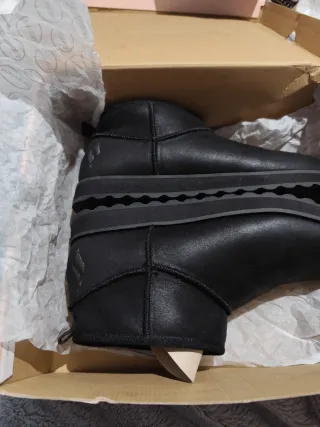 Botines Skechers Negros