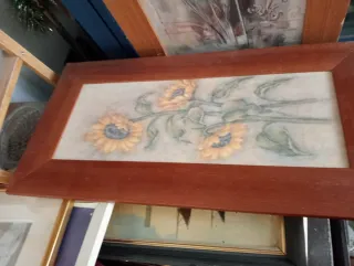 Conjunto di quadri di vario tipo, antichi e nuovi