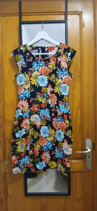 Vestido corto estampado flores