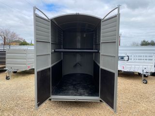 REMOLQUE NUEVO VANS DE CABALLOS