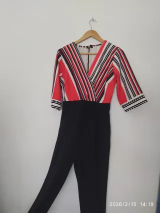 Vestido Mono de mujer rayas rojo y negro