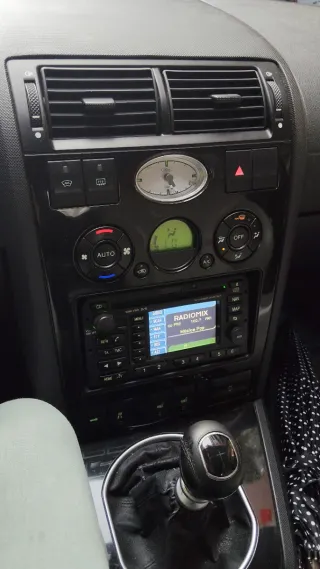 Ford Mondeo st220 2003