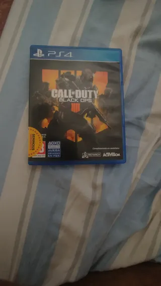 Lote de 5: Call of Duty, Minecraft y The division2