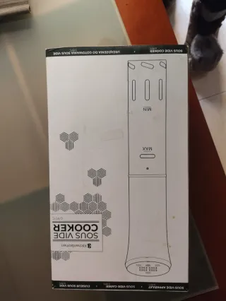 KitchenBrothers Sous Vide Roner y Contenedor