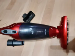 Aspiradora Roja Metálica