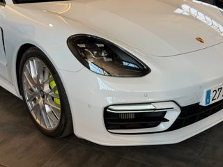 PORSCHE Panamera 4 EHybrid Sport Turismo