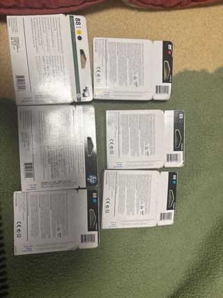 Cartuchos de tinta HP 88 (varios colores)
