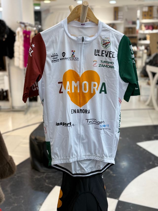 Conjunto Ciclismo Zamora Enamora Ulevel
