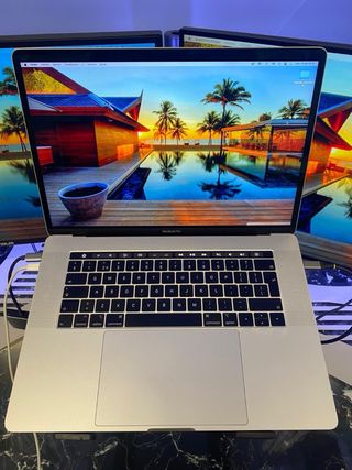 MacBook Pro 15” 2018/16GB RAM/256GB SSD
