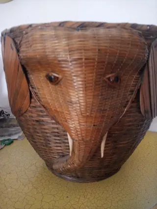 Macetero elefante 28 diámetrox25 alto