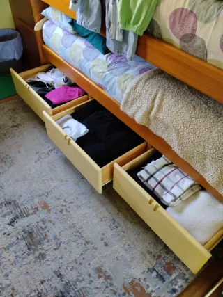 Habitación con bicama