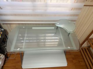 Mesa escritorio cristal y metal