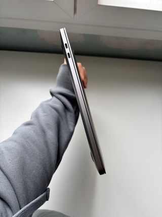 MacBook Pro 2020 Intel i5 16GB Ram 256 GB