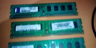 Lote 8 RAM DDR3: 5x2GB + 3x1GB (13GB)