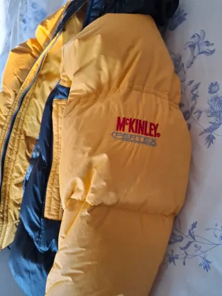 Anorak McKinley. Pertex. Muy abrigado.