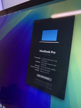 MacBook Pro 15” 2018/16GB RAM/256GB SSD