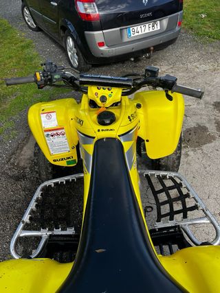 Suzuki LTZ400