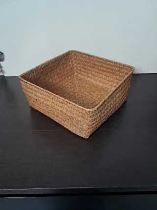 Cesta mimbre cuadrada beige