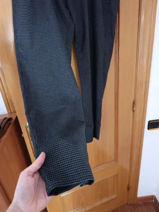 Pantalón de traje hombre gris y negro
