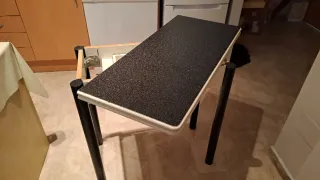 Mesa de cocina abatible blanca y negra