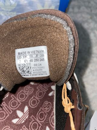 Adidas Spezial Marrones y Blancas