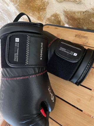 Guantes de Boxeo Outshock 10oz Negros