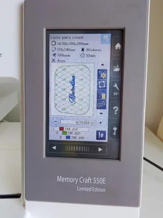 Máquina de bordar Janome Memory Craft 550E