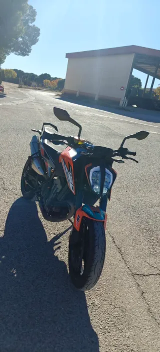 KTM 790 Duke Naked Moto