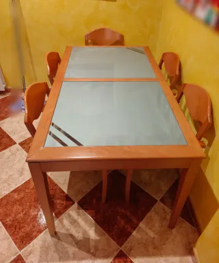 Mesa comedor extensibley 6 sillas madera