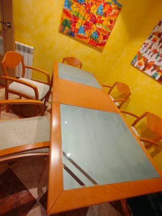 Mesa comedor extensibley 6 sillas madera