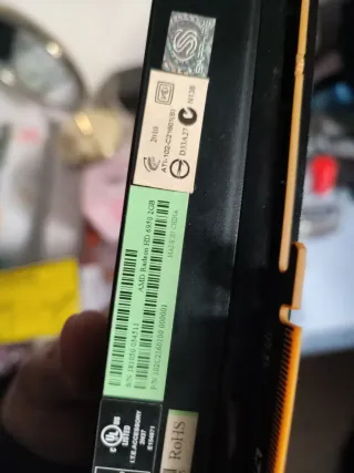 Tarjeta Gráfica AMD Radeon HD 6950 2gb