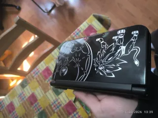 Nintendo 3DS XL Edición Sol y Luna