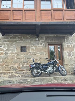 Suzuki Marauder 250 Custom Azul