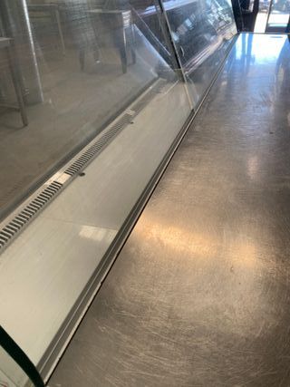 Vitrina expositora refrigerada