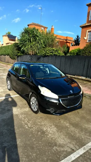 Peugeot 208 2015