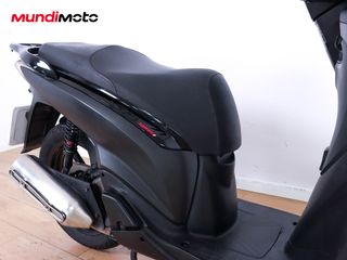 HONDA SCOOPY 125I SH