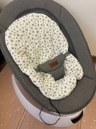 Hamaca Jané Moon giratoria con música